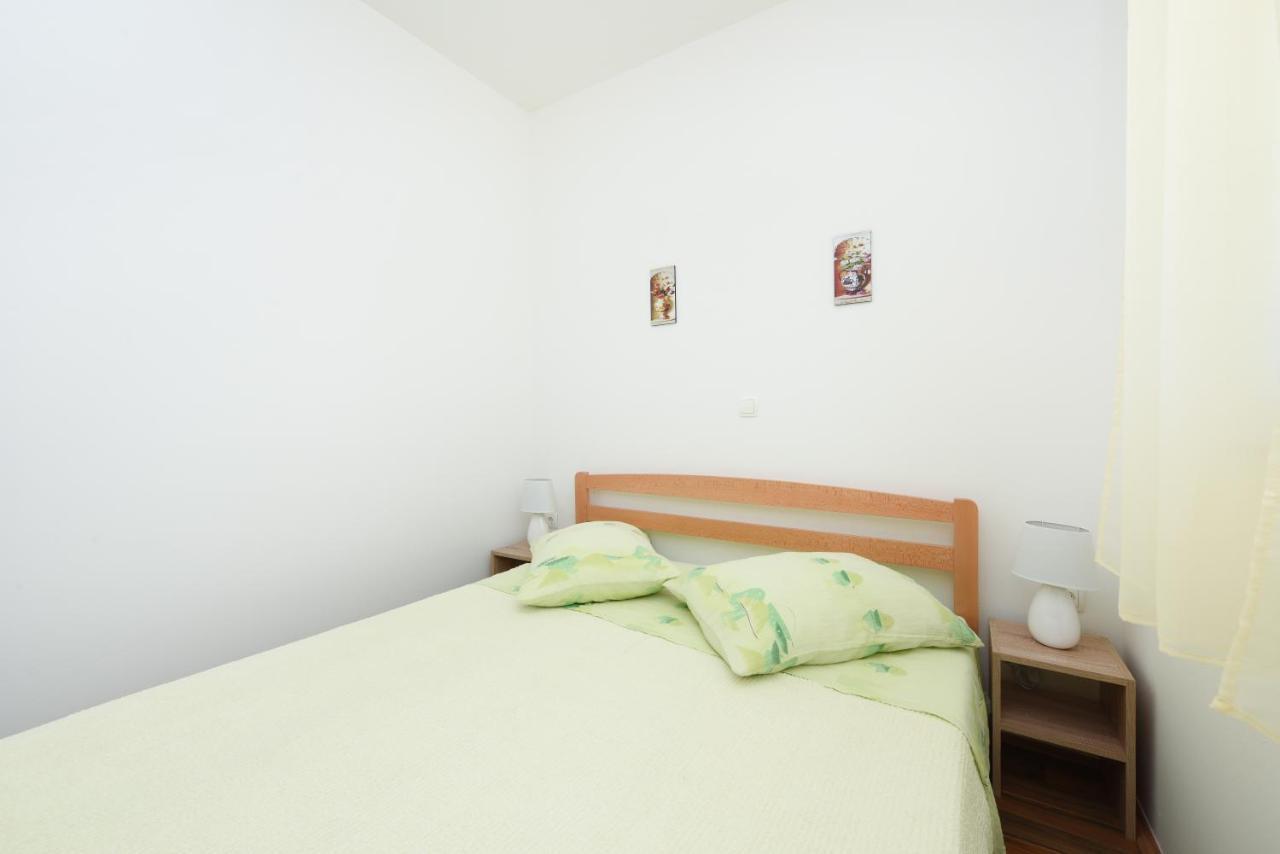 Apartments Sime Petrčane Exterior foto