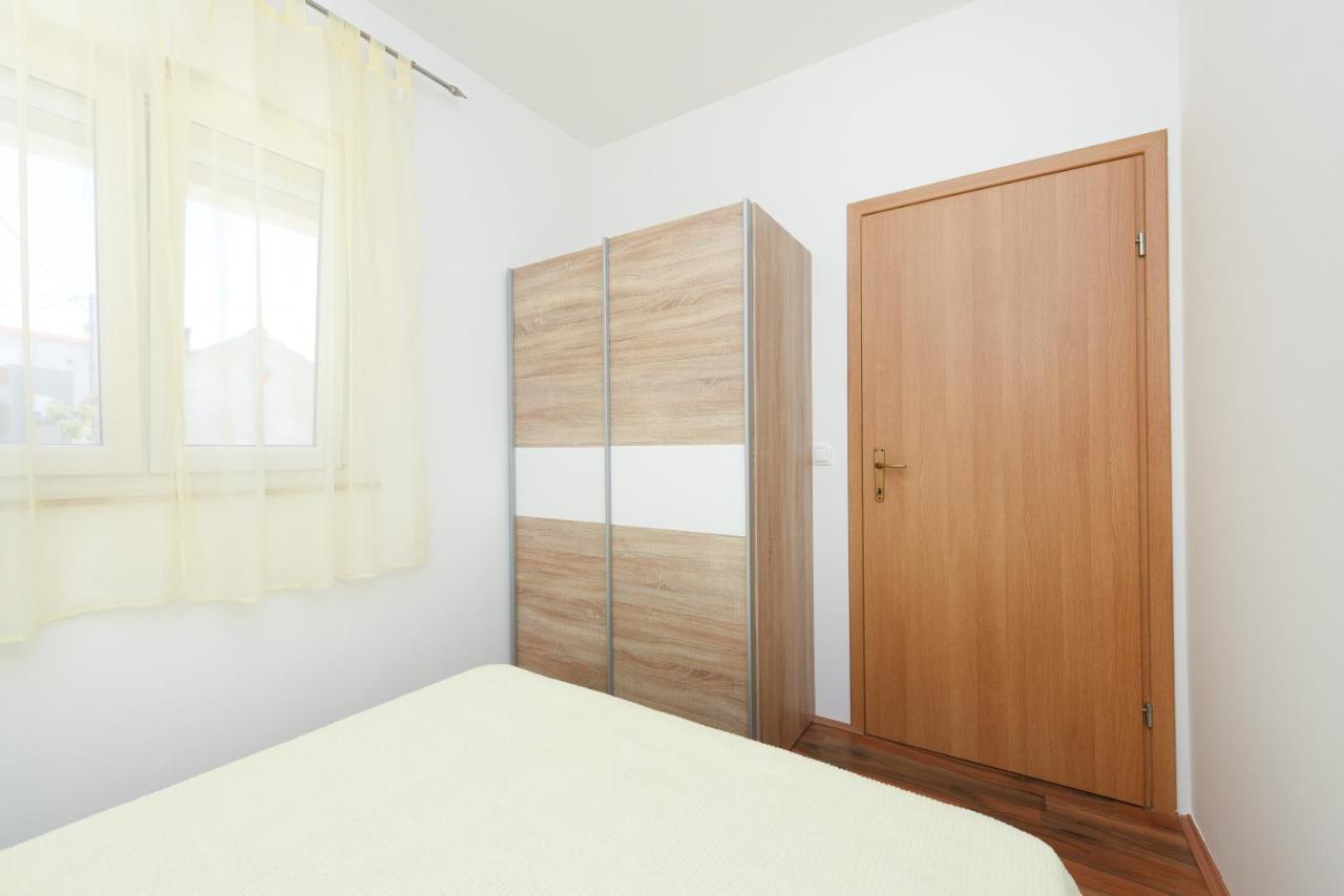 Apartments Sime Petrčane Exterior foto